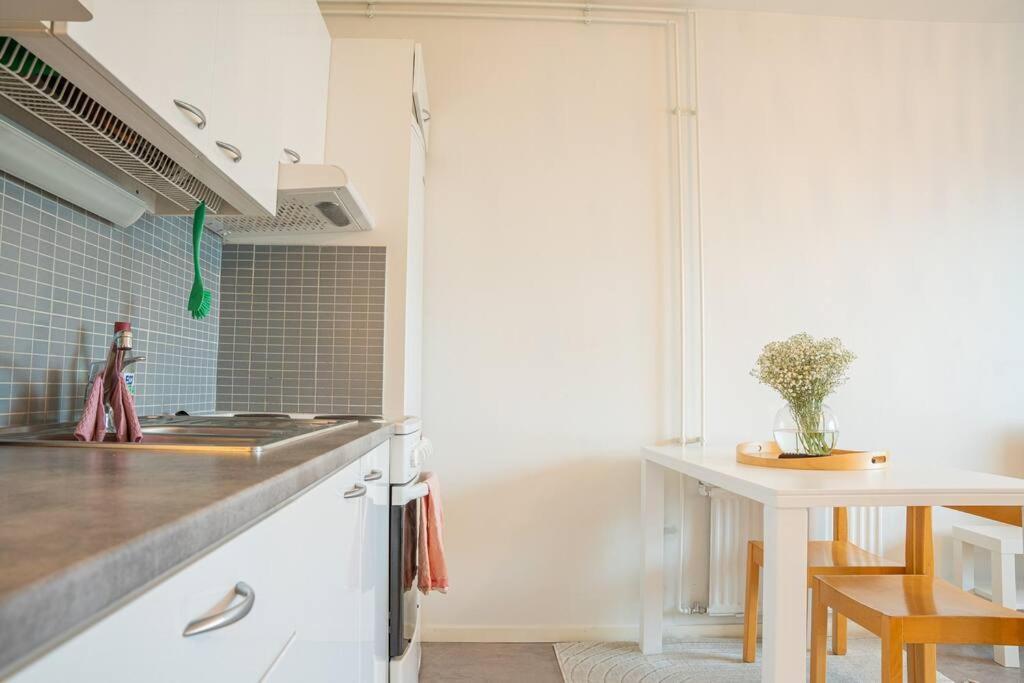 Arctic Downtown Dream: Cozy City Studio Rovaniemi Exteriör bild